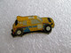 Delcampe - PIN'S    PEUGEOT  205 TURBO 16  RALLYE RAID  ESSO  MICHELIN   Version Epoxy - Peugeot