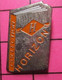 413d Pin's Pins / Beau Et Rare / THEME : MEDIAS / LIVRE HACHETTE COLLECTION HORIZON - Médias