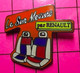 710F Pin's Pins / Beau Et Rare / THEME : AUTOMOBILES / LE SUR MESURE PAR RENAULT - Renault