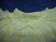 Ancienne Blouse Jaune Pour Nourrisson - 1940-1970