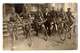 CPA 3244 - MILITARIA - Carte Photo Militaire - Un Groupe De Soldats Cyclistes Avec Médailles Militaires Sur Leurs Vélos - Personen