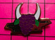 411G Pin's Pins / Beau Et Rare / THEME : SPORTS / TAUROMACHIE CORRIDA FERIA DE NIMES 91 TETE DE VACHE RAISIN NOIR - Stierkampf