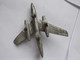 Delcampe - DINKY TOYS MECCANO  LOT DE 2 AVIONS  VICKERS VISCOUNT ET VAUTOUR ACCIDENTS ET MANQUES - Flugzeuge & Hubschrauber