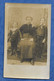 CPA Carte Photo Paris Une Famille Femme Et 2 Garçons Avec Jabot - Ecrite Non Datée - Photo Guilleminot Paris à Dater - Portraits