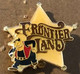 ATTENTION C'EST UNE BROCHE - SHERIF - ETOILE - FRONTIER LAND - PAT HIBULAIRE - COW-BOY - SHERIFF - WALT DISNEY - Disney