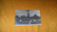 CARTE PHOTO ANCIENNE CIRCULEE DE 1905.../ A IDENTIFIER JARDIN POTAGER ?..ANIMEE TOUR AU FOND CACHET PARIS..+ TIMBRE - Photos