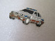 PIN'S    BMW   E 30   GENDARMERIE  LUXEMBOURG  Email Grand Feu  DEHA - BMW