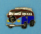 1 PIN'S //  ** LE MYTHIQUE / COMBI VOLKSWAGEN ** - Volkswagen