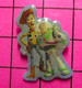 SPEDIS Pin's Pins / Beau Et Rare / THEME : DISNEY / PERSONNAGE DU DESSIN ANIME PIXAR "TOY STORY" - Disney