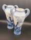 Delcampe - ✅ Paire Vases Faïence WASMUEL Thème Moulin  1960  Ht 29cm TBE #faitmain #madeinbelgium  #ceramique - Wasmuel (BEL)