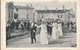 LA MOTHE SAINT HERAYE (Deux-Sèvres) Défilé Du Cortège Des Rosières Se Rendant à La Mairie (coiffe ) - La Mothe Saint Heray