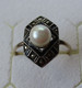 Eleganter 333er Goldring Mit Perle Im Art Déco Stil (127478) - Ring