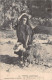 TUNISIE CPA 1929 JEUNE BERGÈRE # AGRICULTURE # ÉLEVAGE # MOUTON ▬ IMPRIMERIE MODERNE A. MUXI, SFAX - Túnez