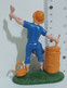 I104270 Pastorello Presepe - Statuina In Plastica - Venditore Di Castagne - Nacimientos - Pesebres