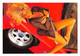 PIN-UP - BLONDE SEXY  POSANT SUR LE CAPOT D'UNE VOITURE Cpm - Pin-Ups