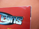 MARVEL ICONS HORS SERIE N 23 DECEMBRE 2011 PROCES DE CAPTAIN AMERICA MARVEL  PANINI COMICS TRES BON ETAT - Marvel France