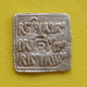 Monnaie Carrée-Prière Antique Arabe En Argent Islam Maure Maroc ? 1.5x1.5 Cms Port Suivi Inclus Europe - Islámicas