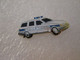 PIN'S    FORD  SIERRA  BREAK    GENDARMERIE  LUXEMBOURG Email Grand Feu  DEHA - Ford