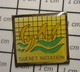 1720 Pin's Pins / Beau Et Rare / THEME : SPORTS / CLUB NATATION GUERNET - Zwemmen