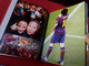 Delcampe - LIBRO 99 LAS MEJORES IMÁGENES DE LA LIGA LOS RÉCORDS MUNDO DEPORTIVO 2009-2010 BARÇA BARCELONA MESSI XAVI FOOTBALL...ETC - Autres & Non Classés