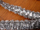 GALON RUBAN Paillettes Sequins Façon "guirlande" 15 Mm ARGENT COUTURE MERCERIE - Dentelles Et Tissus