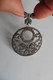 Neuf - Superbe Grand Pendentif Rond Style Art Nouveau En Argent Et Marcassites Décor Papillons - Colgantes