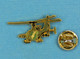 1 PIN'S //  ** HÉLICOPTÈRE D'ATTAQUE SA342 GAZELLE ALAT /RMÉE DE MISSILES AIR-SOL HOT ** . (J.Y. Ségalen Collection) - Militaria