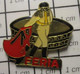 610e Pin's Pins / Beau Et Rare / THEME : SPORTS / CORRIDA TAUROMACHIE FERIA ARENE TORERO MATADOR - Stierkampf