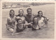 Old Real Original Photo -  Naked Girls Man In The Sea - Ca. 8.5x6 Cm - Anonyme Personen