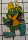 3419 Pin's Pins / Beau Et Rare / THEME : ALIMENTATION / CEREALES KELLOGG'S GRENOUILLE VERTE SMACKS - Food