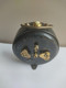 Delcampe - Ancien Vintage Réveil JAZ Système Mécanique Métal NOIR Cadran Bombé Poids 320 Grammes - Alarm Clocks