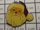 3519 Pin's Pins / Beau Et Rare / THEME : NOEL / TETE DE PERE NOEL AU NEZ ROUGE - Kerstmis