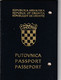 C124 --   PASSPORT  --   CROATIA  --   I. MODEL  --  1994  --  NICE LADY PHOTO  -- - Historical Documents