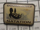 3317 Pin's Pins / Beau Et Rare / THEME : SPORTS / NATATION CLUB DOUARNENEZ TORTUE SUR LE DOS - Zwemmen