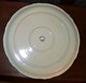 SUPERBE GRAND PLAT PLAT ROND LONGWY DECORE A LA MAIN COLOMBE TULIPES TBE 33.5cm - Longwy (FRA)