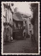 Jolie Photo De Rue Animée à Quimperlé (Finistère, Bretagne), Non Datée, Maison à Colombage, 8,4 X 6,1 Cm - Lieux