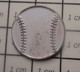 915A Pin's Pins / Beau Et Rare / THEME : SPORTS / BALLE DE BASE-BALL - Béisbol