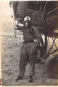 Photo D'un Aviateur Devant Le Nez De Son Avion - 9x13.5cm - Aviation