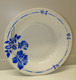 *ANCIEN PLAT ROND CREUX CERAMIQUE ST AMAND GILBERT ART DECO FLEURS BLEUES    E - Saint Amand (FRA)