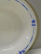 *ANCIEN PLAT ROND CREUX CERAMIQUE ST AMAND GILBERT ART DECO FLEURS BLEUES    E - Saint Amand (FRA)