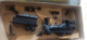 Delcampe - Très Ancienne MAQUETTE Incomplète KITMASTER Made In England LOCOMOTIVE VAPEUR USA Etats Unis Loco Avec Notice - Trains