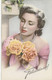 FEMME AVEC BOUQUET DE ROSES FELICIDADES CyZ 589 5 CARTES - Femmes