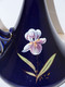 Delcampe - *VASE AIGUIERE PORCELAINE BLEU De FOUR ORCHIDEES EMAILLEES XXe Déco émail  E - Vazen