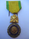 Médaille Militaire Ancienne / R F / Valeur Et Discipline / 1870 / Vers 1914-1918             MED415 - 1914-18