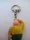 Carburant/ B P /Porte-clé Plastique/Petit Personnage BP Saluant / Vers 1960-1970                 POC440 - Key-rings