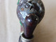 Delcampe - Pipe Ancienne Originale Avec Capuchon Métallique ( Décoration Cerf En Bronze Ou Cuivre ) Longueur = 16 Cm ( à Nettoyer) - Otros & Sin Clasificación