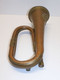 *ANCIEN CLAIRON CUIVRE DECOR SABRES COLLECTION VITRINE MILITARIA E - Musical Instruments