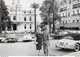 MONTÉ-CARLO - CARTE PUBLICITAIRE TEEPOL - AUTOMOBILES - MME ST-MARTIN ET SON FILS DEVANT LE CASINO Cpsm 1959 ♦♦♦ - Monte-Carlo