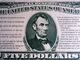 1 SPÉCIMEN VRAIE FAUSSE MONNAIE ABRAHAM LINCOLN ETATS UNIS AMERIQUE FIVE DOLLARS PAPIER RICHARD DE BAS FICTIF DOCUMENT - Fiktive & Specimen