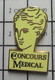 911B  Pin's Pins / Beau Et Rare  / THEME MEDICAL : LE CONCOURS MEDICAL On Gagne Quoi ? - Médical